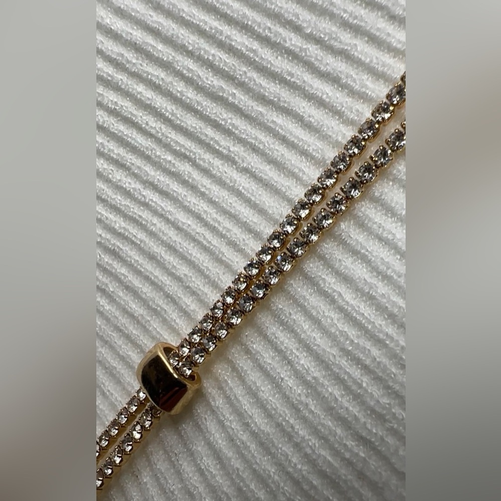 🎉HOST PICK 🎉 GOLD Crystal Sister Lariat - very versatile - Picture 3 of 7